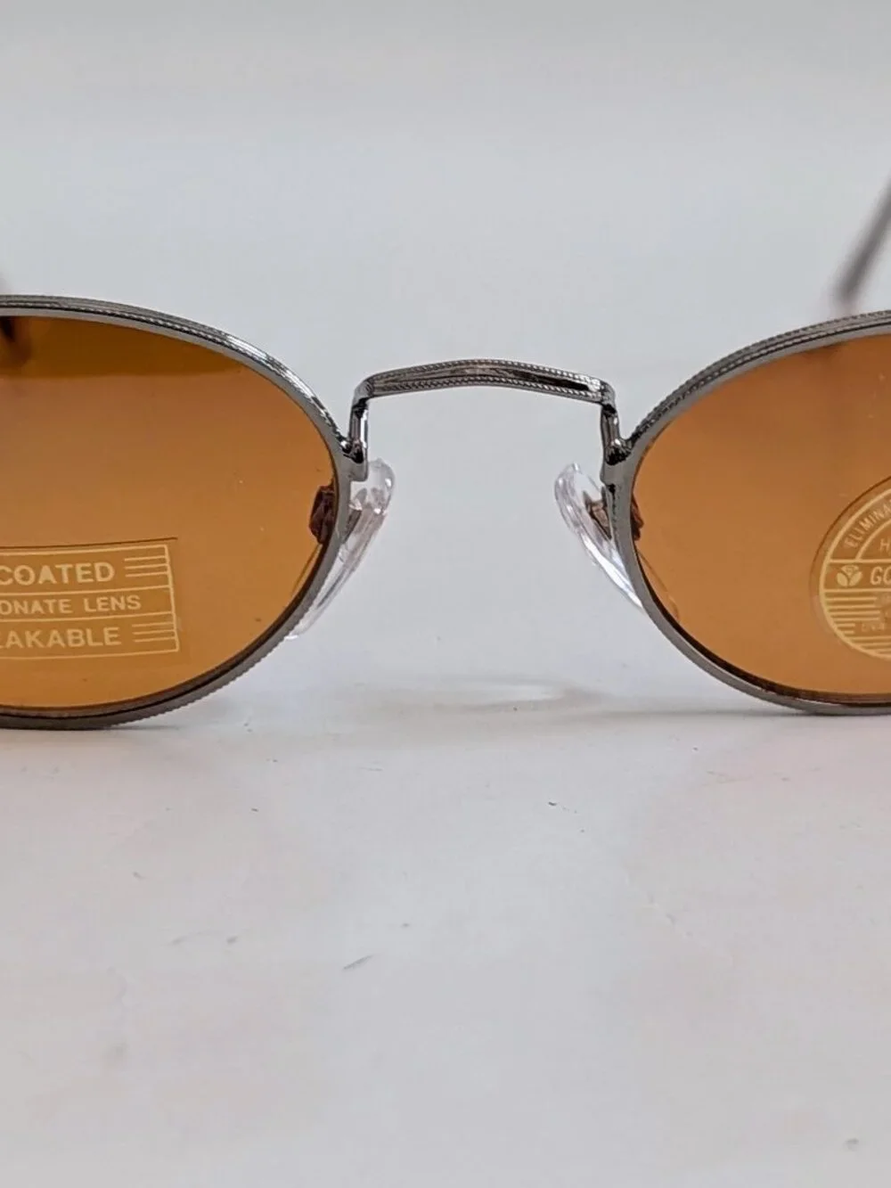 Share NWT Vintage 90's Classic Oval Metal Sport Sunglasses (S. Gunmetal)